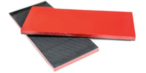Matériau plastique, noir/rouge 150x6x65mm