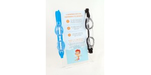Présentoir pour lunettes de natation transparent