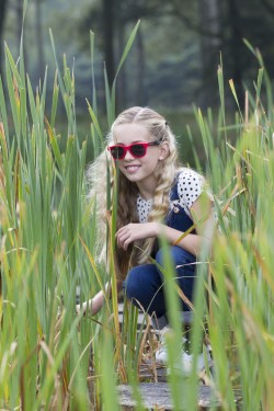 Lunettes de soleil pour enfants 6-10 ans taille M, rouge