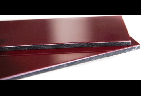 Matériau plastique, rouge/blanc/gris fumée 150x6x65mm