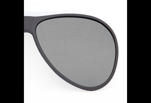 Polarisatie voorhanger zwart hoekig model 85-90%